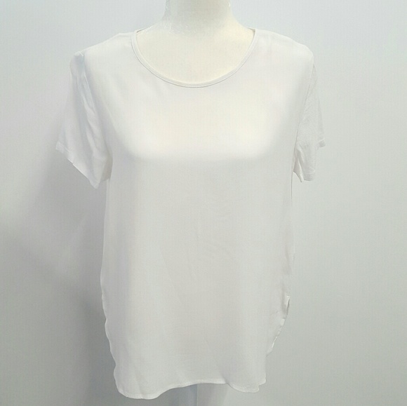 White blouse - Picture 1 of 2